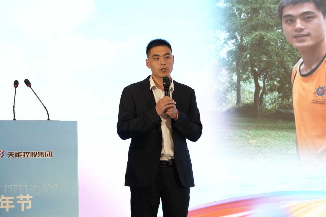 才聚PariMatch拼搏 智创将来|PariMatch拼搏青年这样过五四_1c7e971d.png